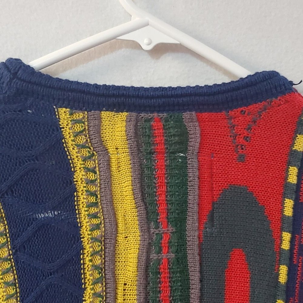 Men’s Koto Urban Outfitters Coogie Type Textured Knit Sweater Size XS Red Blue - Picture 9 of 14